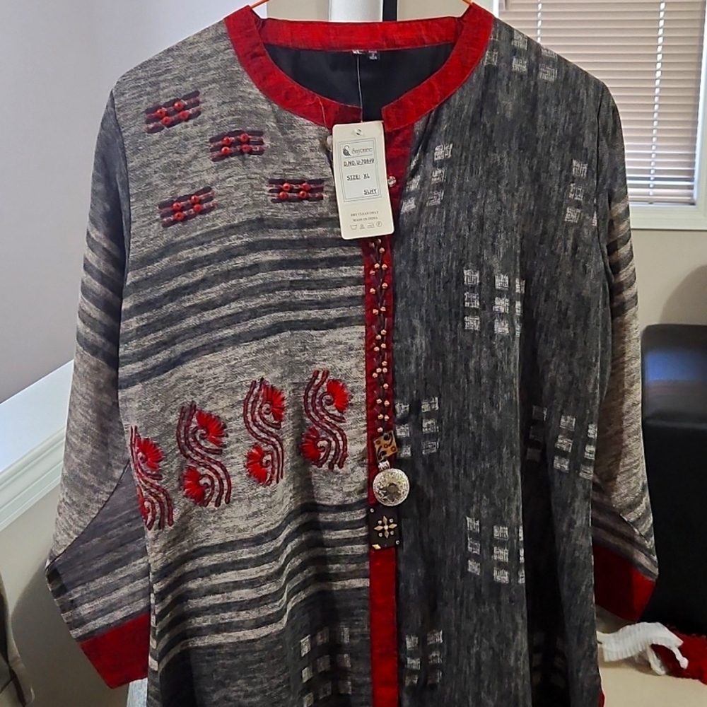 Grey and Maroon Kurti